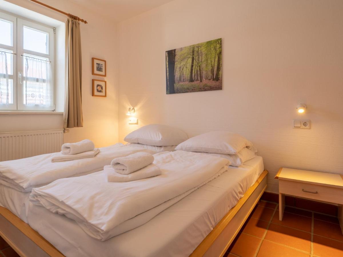 Feriendorf Rugana - Komfort Appartement Mit 1 Schlafzimmern Und Terrasse D29 Dranske Dış mekan fotoğraf